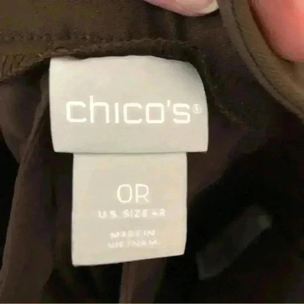 Chico’s Slim Leg Trousers Size 4R - Picture 2 of 6